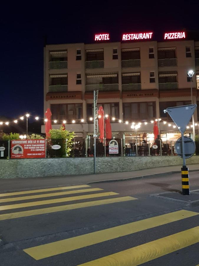 De Hotel 2*